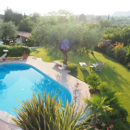 Fairview Bardolino
